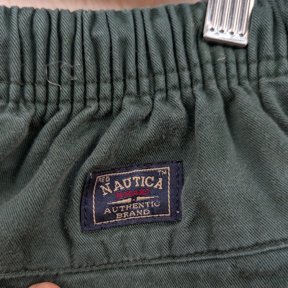 Nautica note features weekends